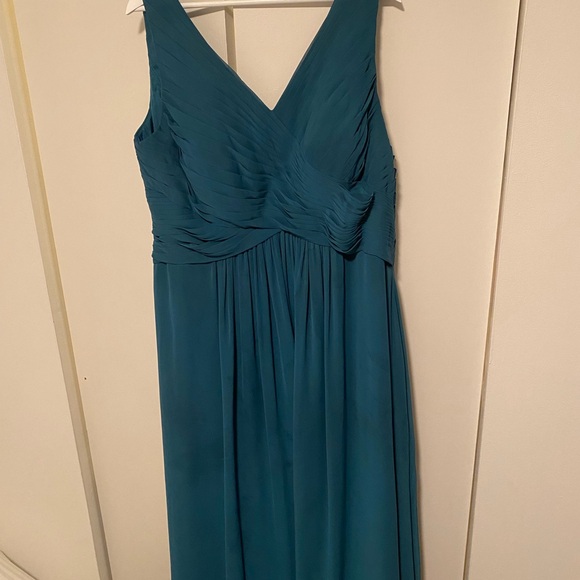 AZAZIE Flora size A18 color PEACOCK - Picture 3 of 3